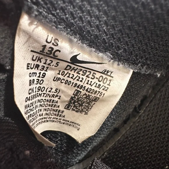 Nike Air Force 1 black low top sneakers boys size 13 - Picture 7 of 7